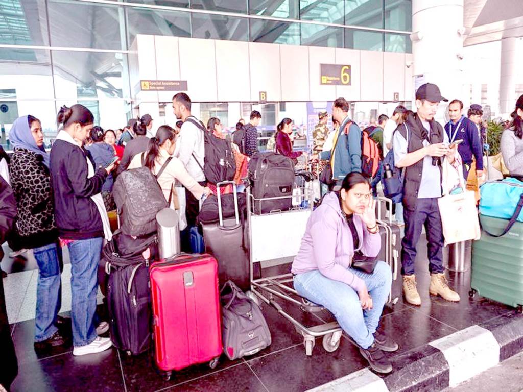 IndiGo cancels around 220 flights at three metro airports